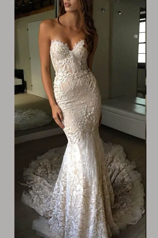 Luxurious Sweetheart Strapless Lace Trumpet Court Train Wedding Dress Romantic Satin Dress